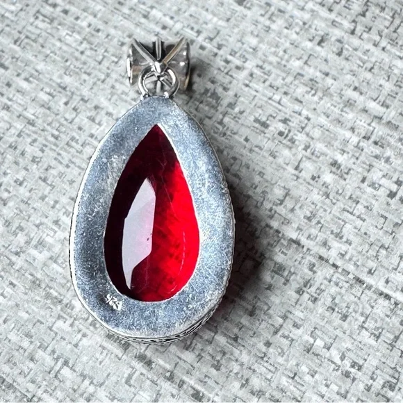 Sold🛍️Artisan Red Glass Crystal with Silver Tone Ornate Metal - Picture 4 of 11